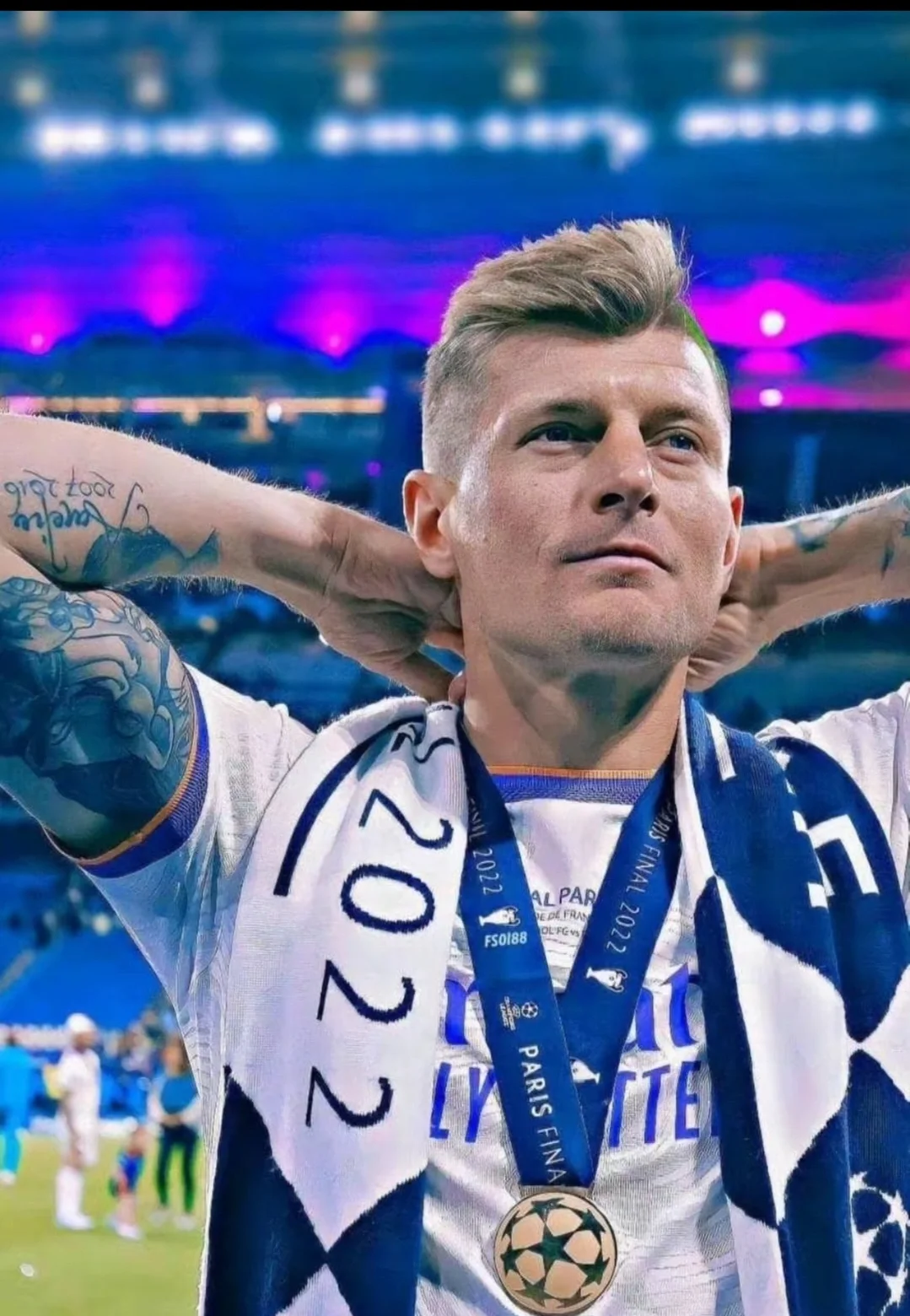 关于尼克斯新秀接受采访，分享梦想的信息