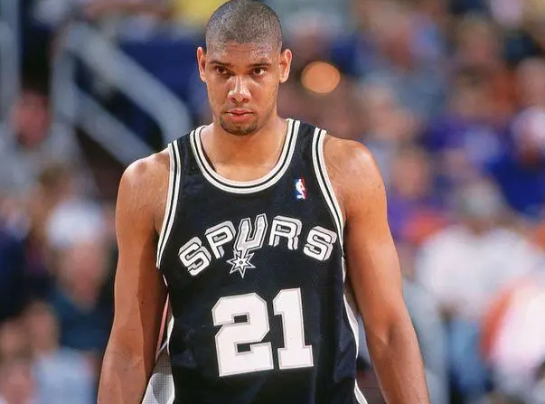 NBA新秀展现出色实力，成为球队重要一员的简单介绍