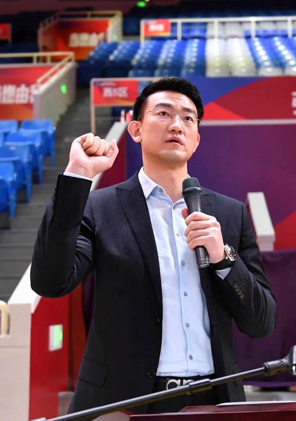 比赛中球员精准表现人们矢志赞誉 比赛中球员精准表现人们矢志赞誉