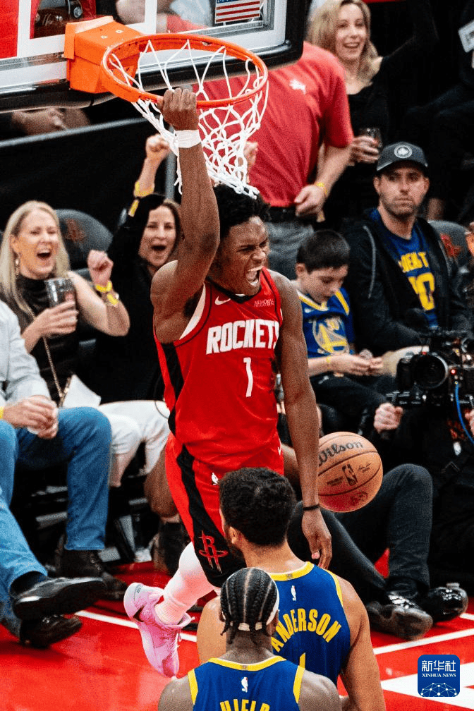 勇士客场击败魔术，迎来三连胜