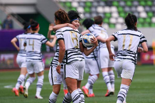 决胜之战!两队将在比赛中拼尽全力 决胜之战!两队将在比赛中拼尽全力