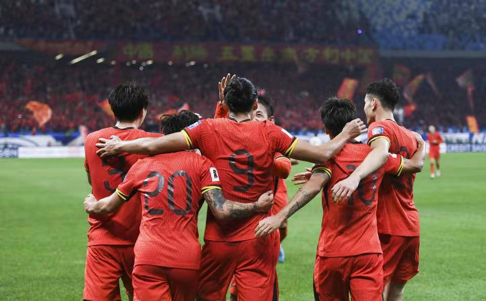 关于战术调整生效助球队踢出新局面的信息 关于战术调整生效助球队踢出新局面的信息