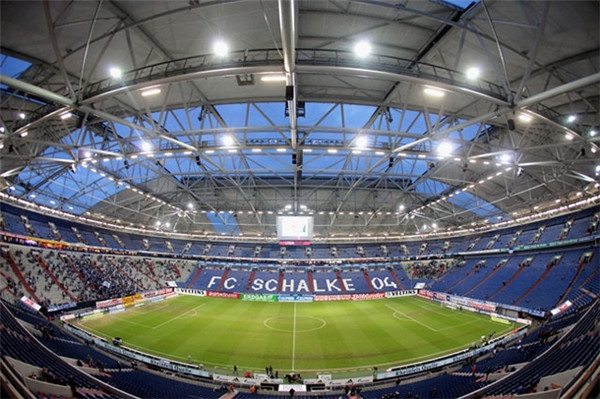 关于沙尔克陷入困境,德国足球联赛形势不容乐观的信息 关于沙尔克陷入困境,德国足球联赛形势不容乐观的信息