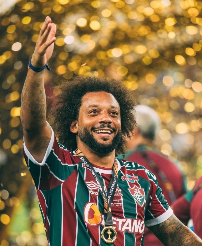 包含马塞洛爆发!皇马主场大胜升至积分榜前列的词条 包含马塞洛爆发!皇马主场大胜升至积分榜前列的词条