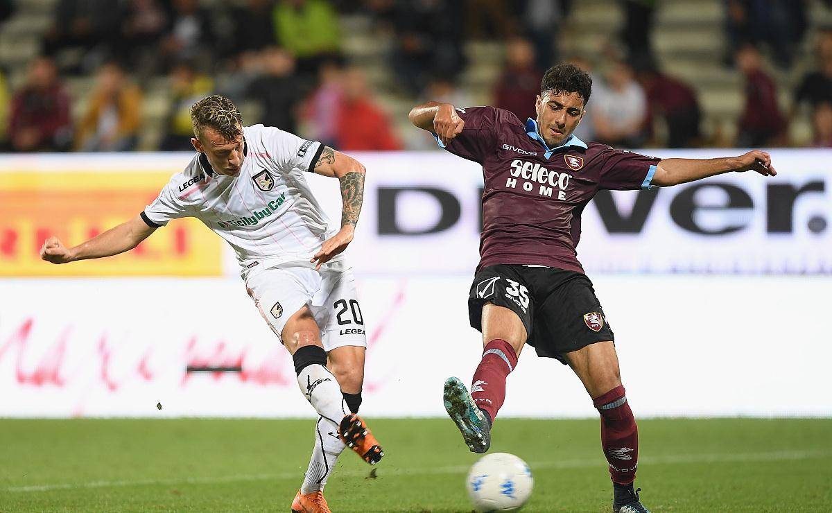 雷恩胜利力克南锡,取得连胜 雷恩胜利力克南锡,取得连胜