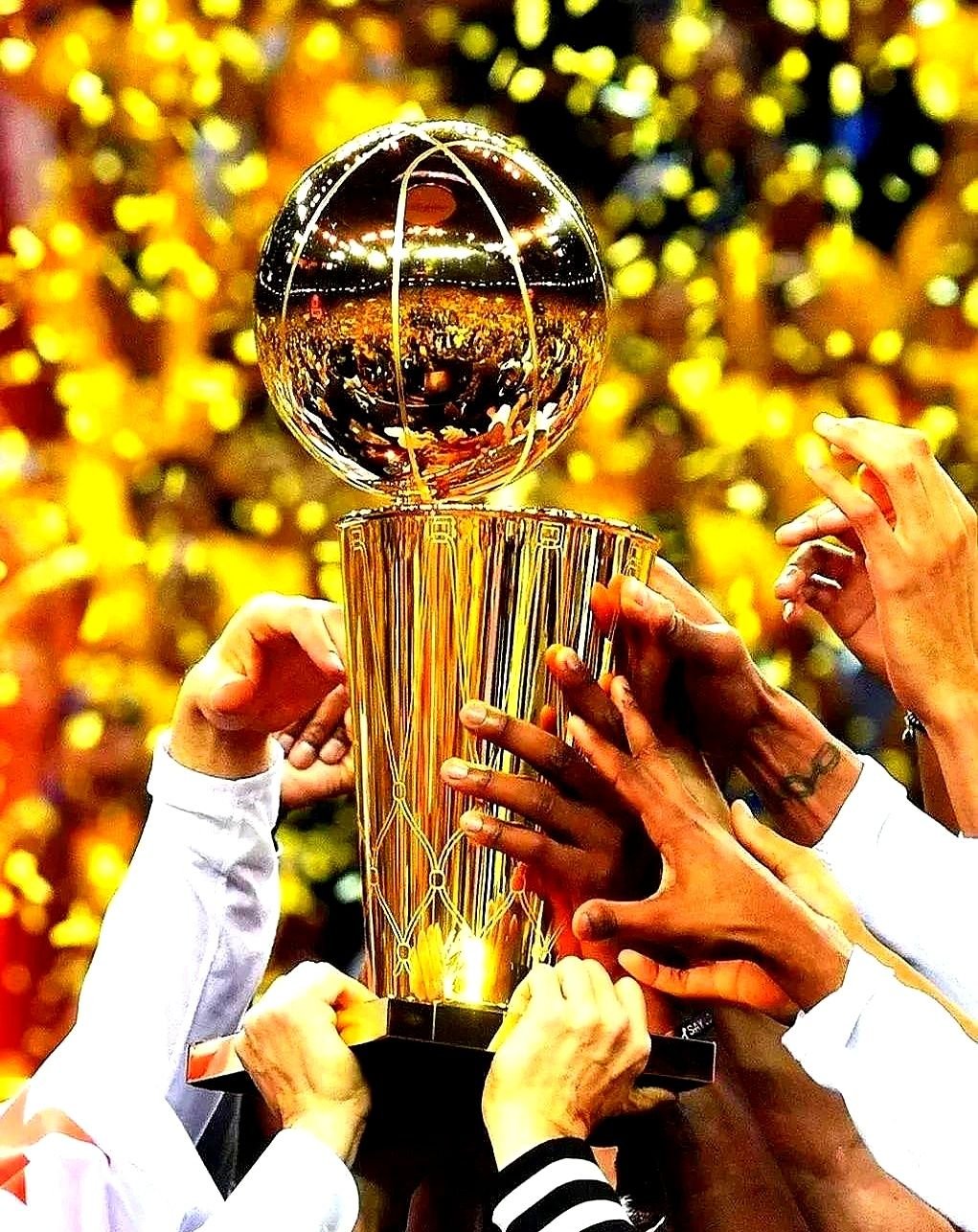 雷霆万钧！欧洲国家联赛擎天巨擘勇往直前的简单介绍